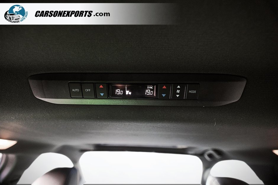 2025 Toyota Sienna XSE-38