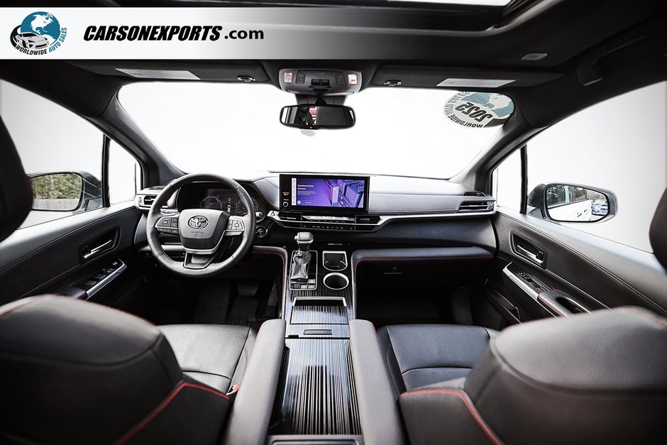 2025 Toyota Sienna XSE-18