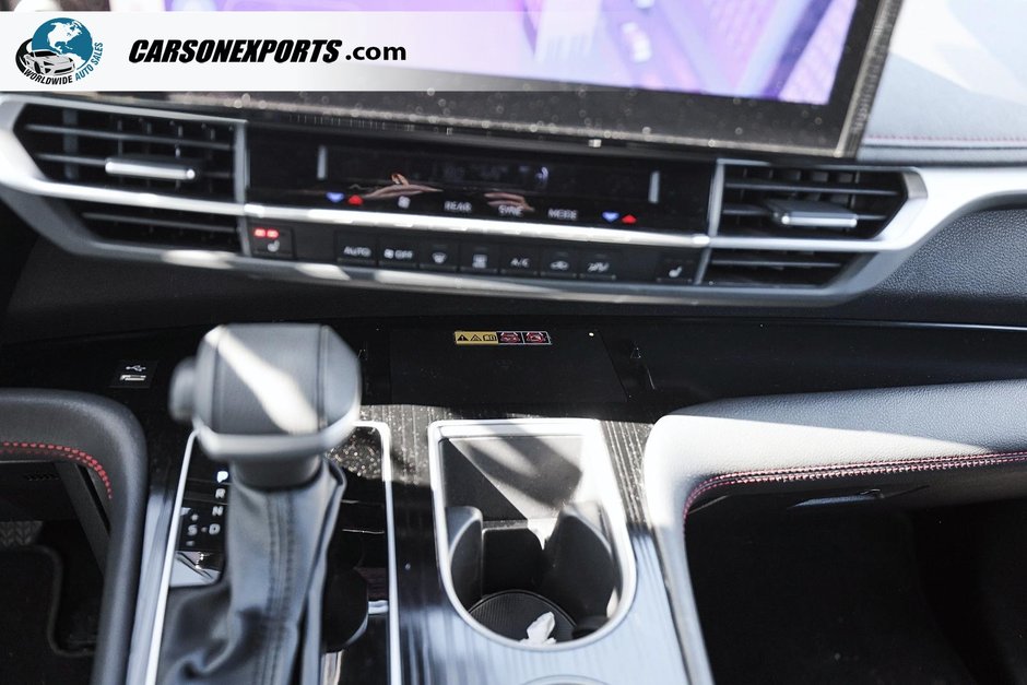 2025 Toyota Sienna XSE-17