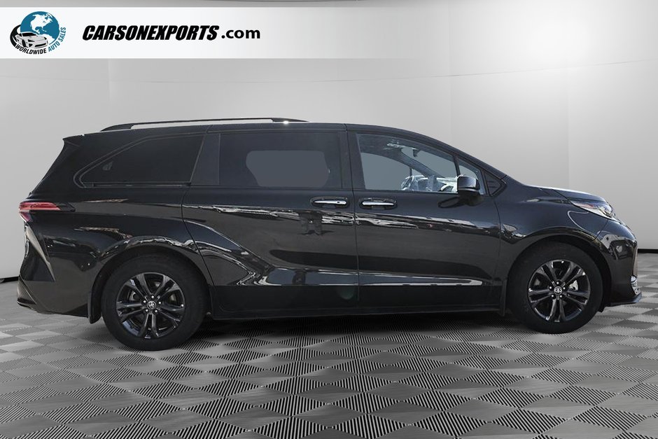 2025 Toyota Sienna XSE-3