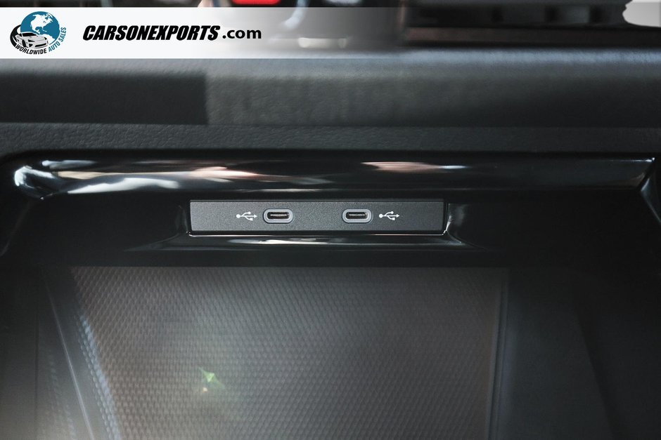 2024 Volkswagen Golf R Base-35