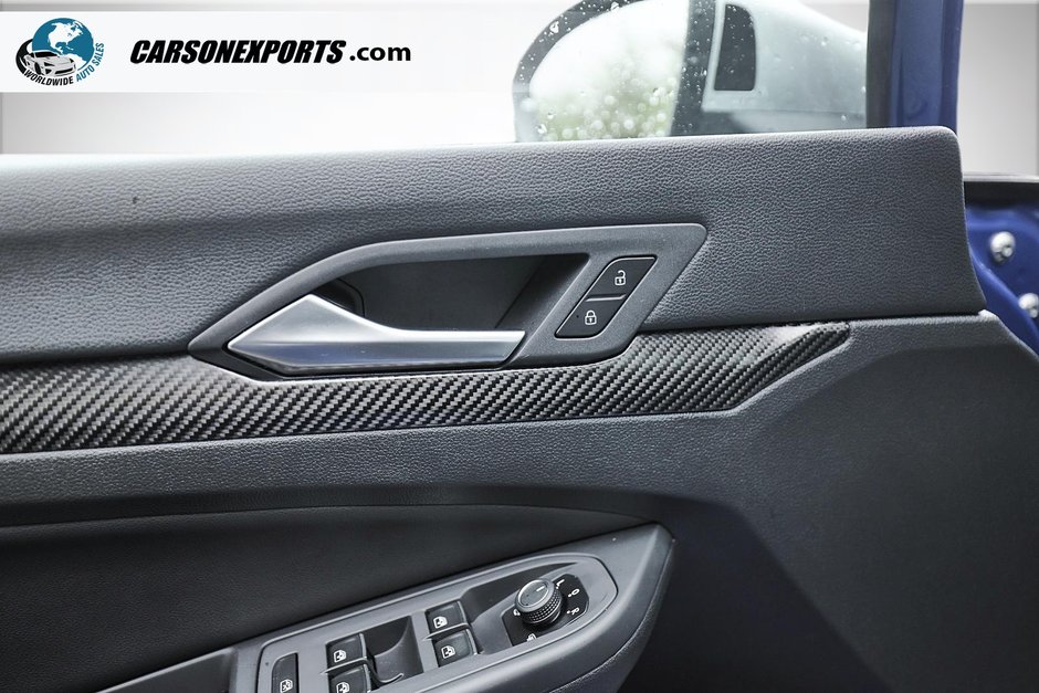 2024 Volkswagen Golf R Base-17