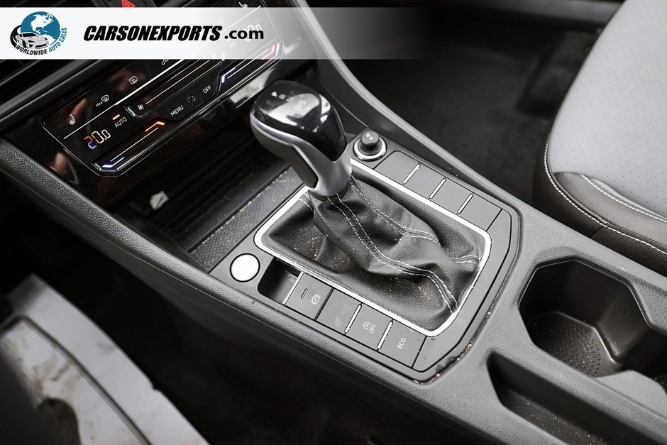 2025 Volkswagen Jetta Comfortline JUST 9000KM FINANCE TODAY!-30