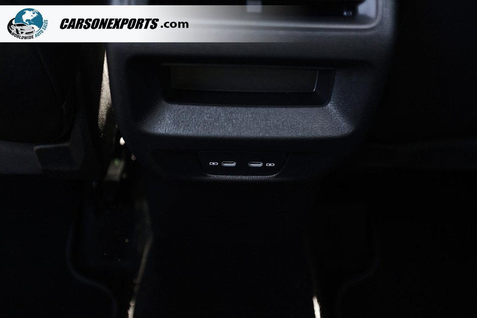 2026 Volkswagen Tiguan Comfortline R-Line Black-35