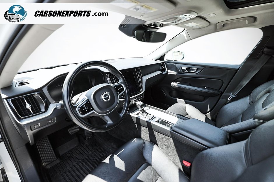 2022 Volvo V60 Cross Country T5-14