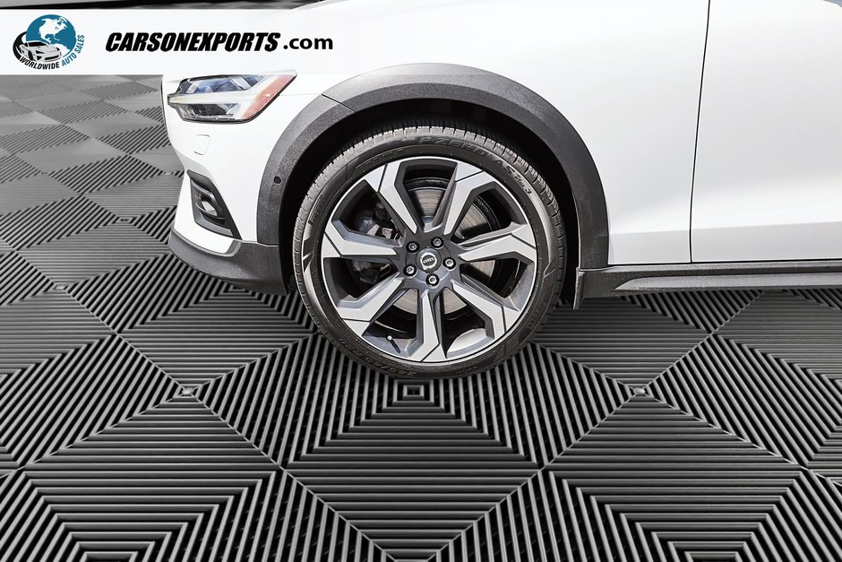 2022 Volvo V60 Cross Country T5-11