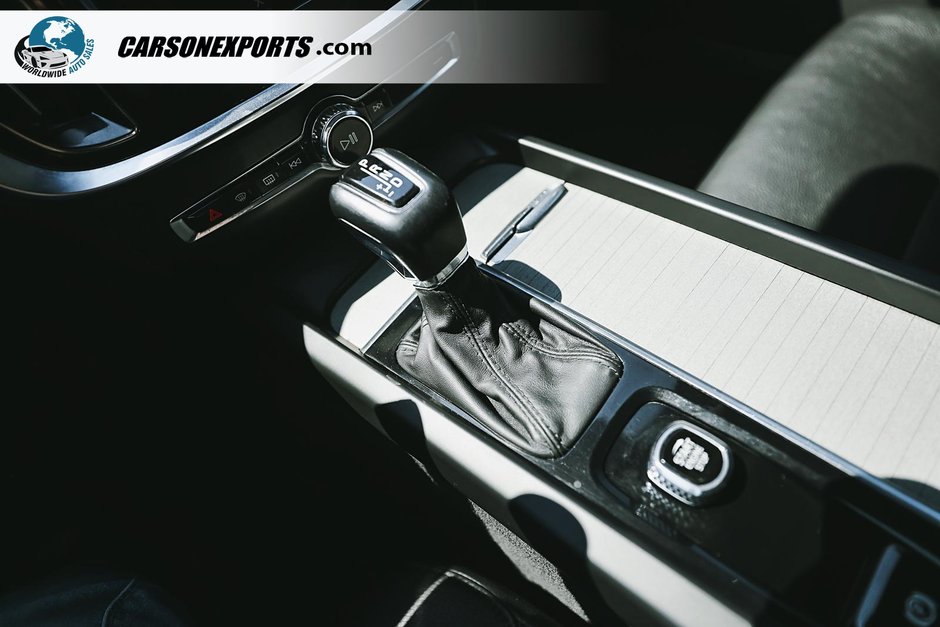 2022 Volvo V60 Cross Country T5-36