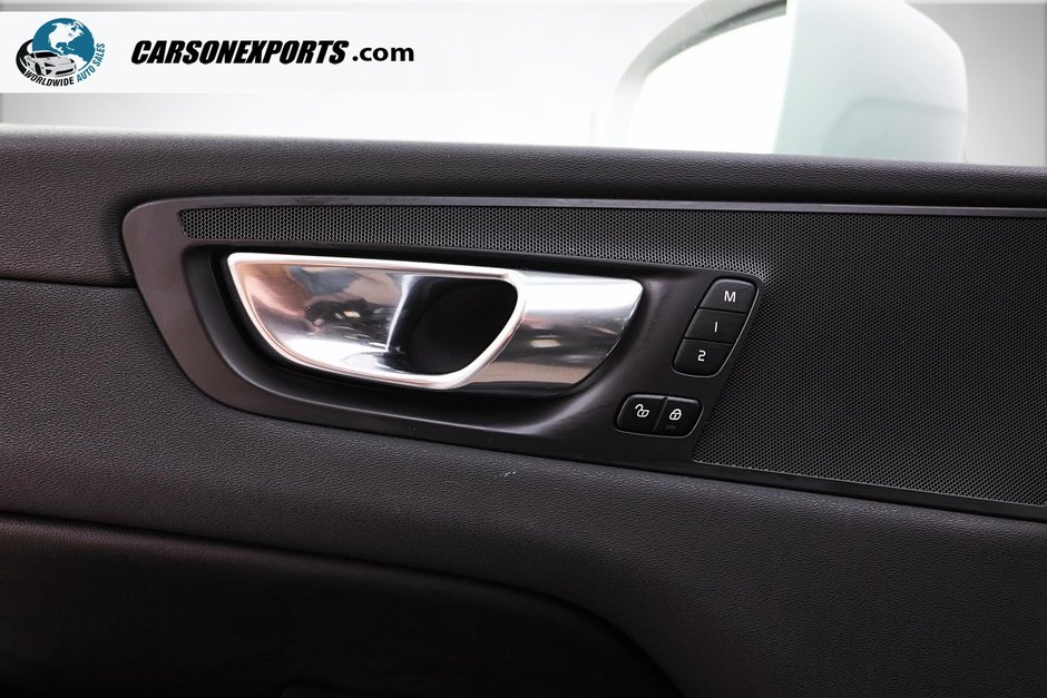 2019 Volvo XC60 Hybrid T8 R-Design-17