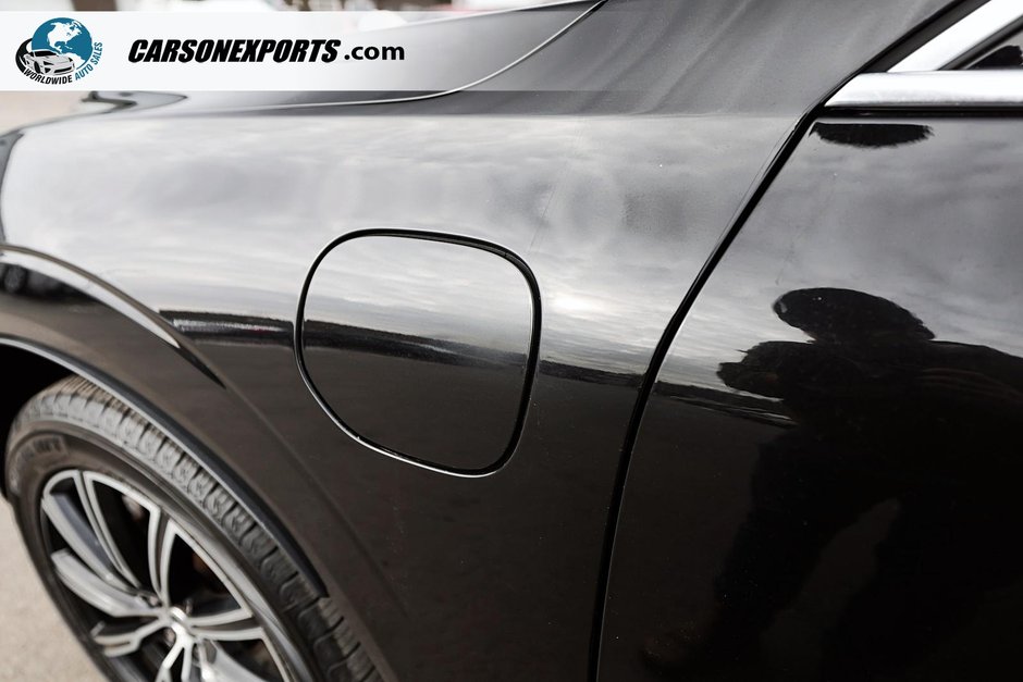 2019 Volvo XC60 Hybrid T8 R-Design-37