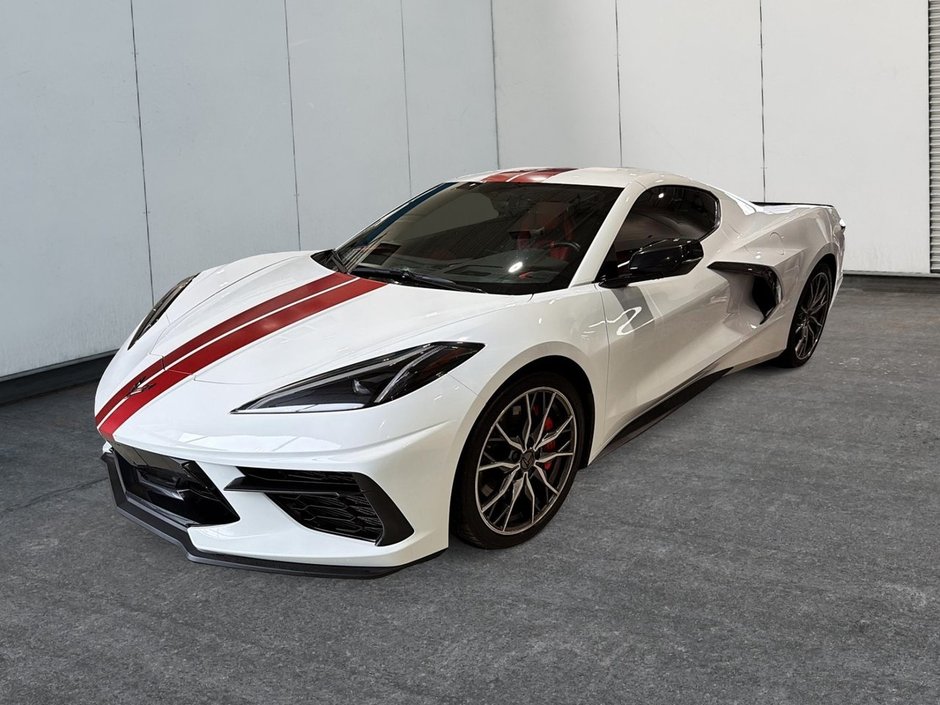 Chevrolet Corvette 2LT 2023 à Québec, Québec - w940px