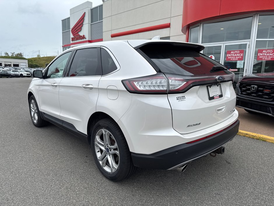 2018 Ford Edge Titanium-3
