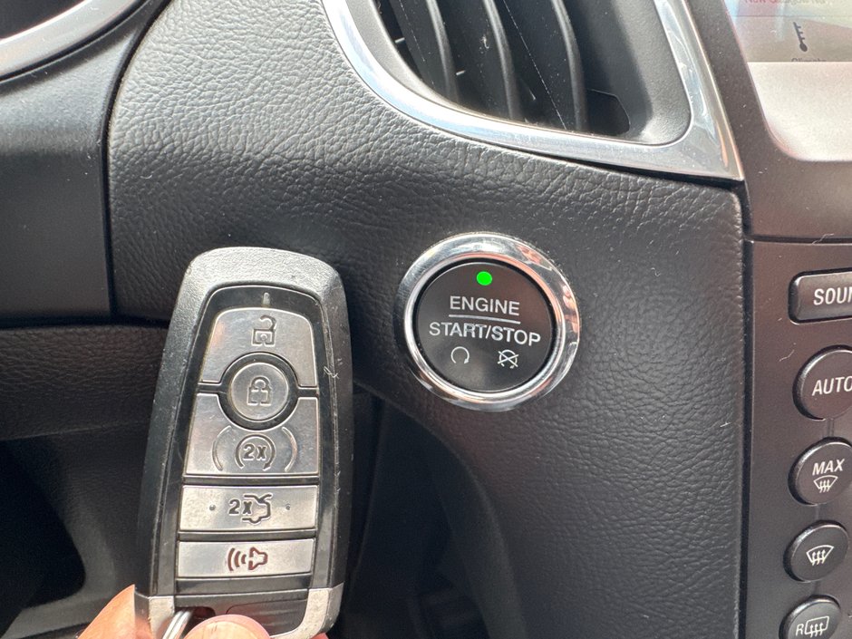 2018 Ford Edge Titanium-25