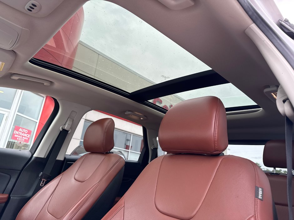 2018 Ford Edge Titanium-10