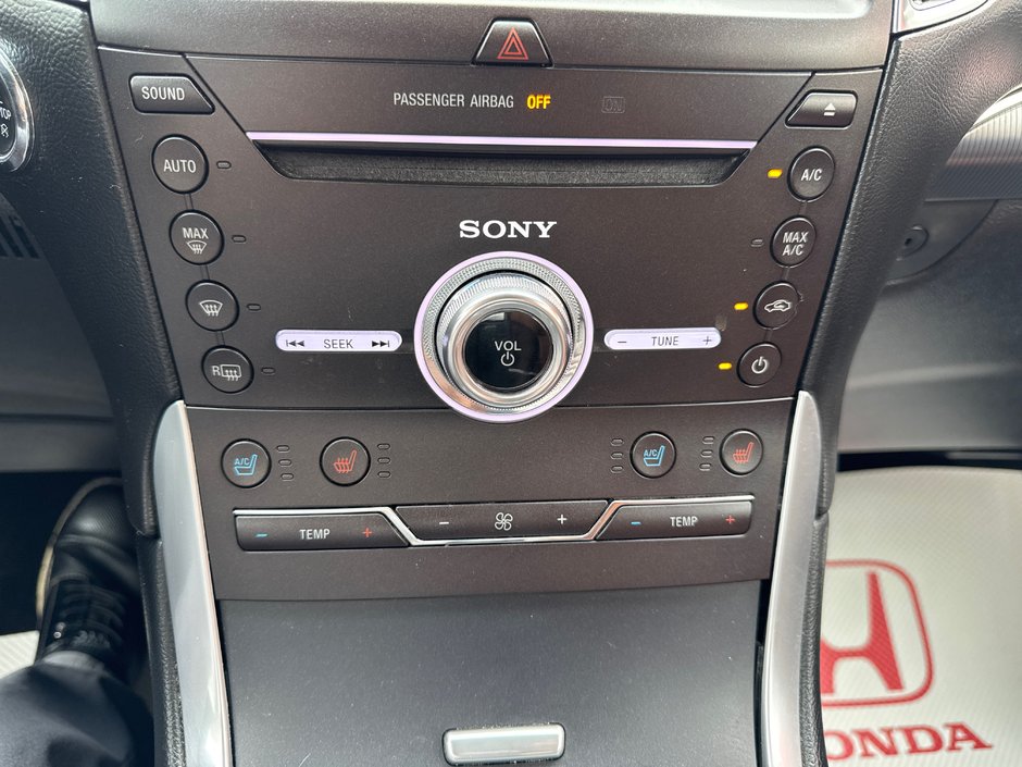 2018 Ford Edge Titanium-21