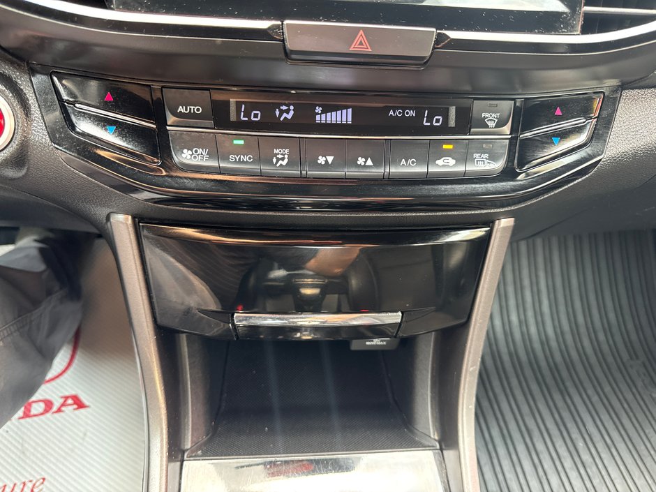 2016 Honda Accord Sport-25
