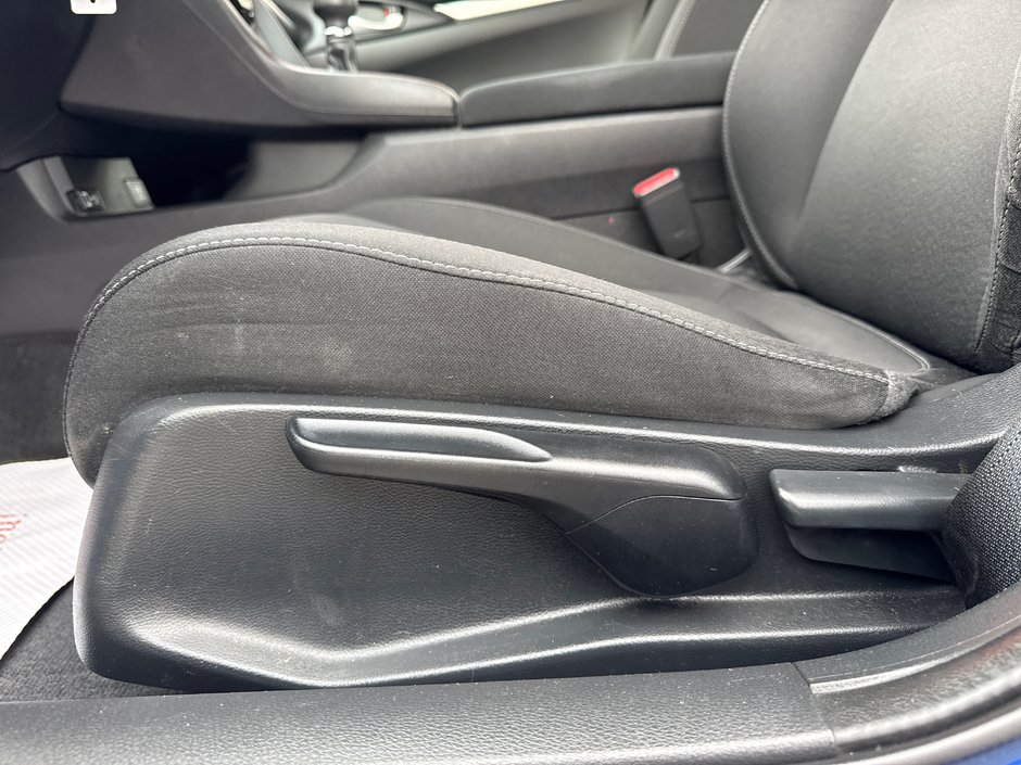 2017 Honda Civic LX-12