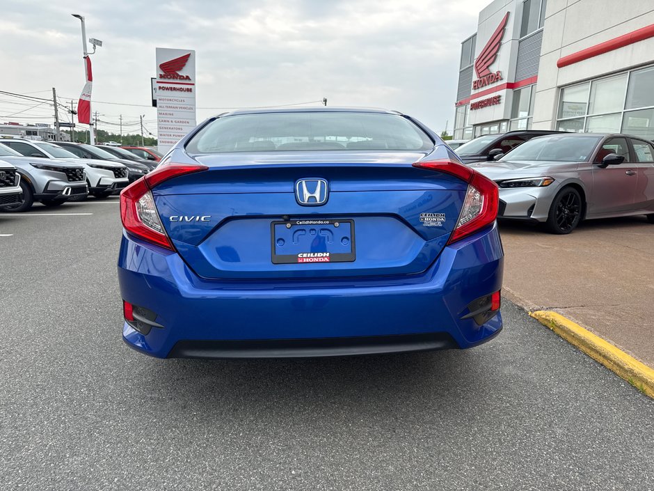 2017 Honda Civic LX-5