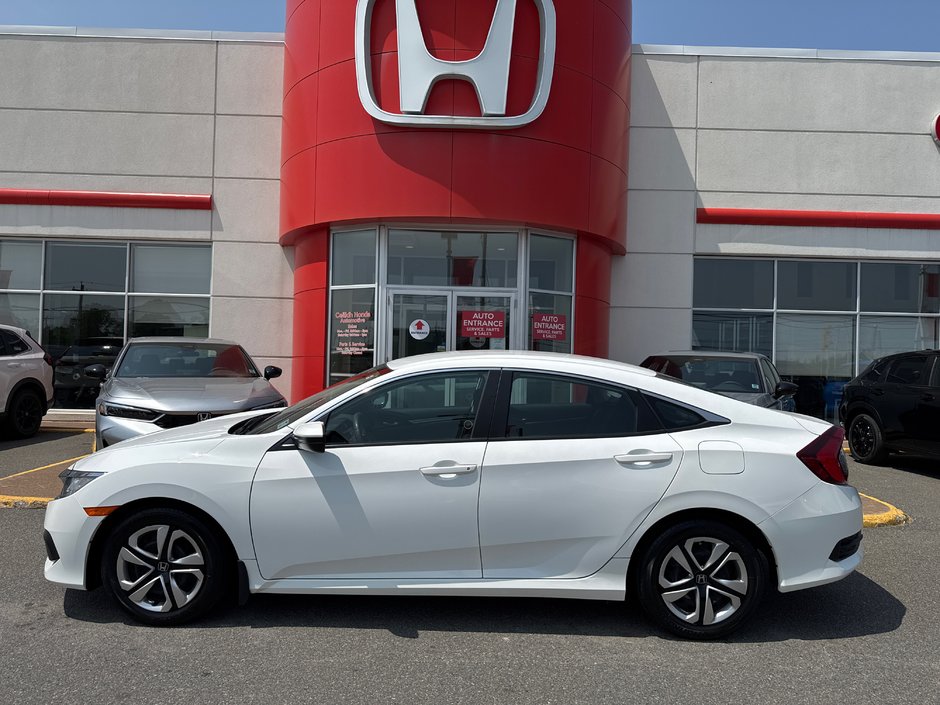 2018 Honda Civic LX-4