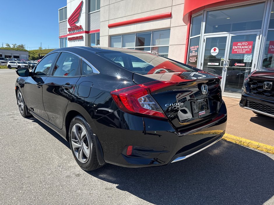 2021 Honda Civic LX-4