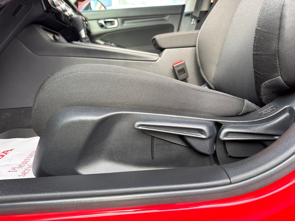 2025 Honda Civic LX-13