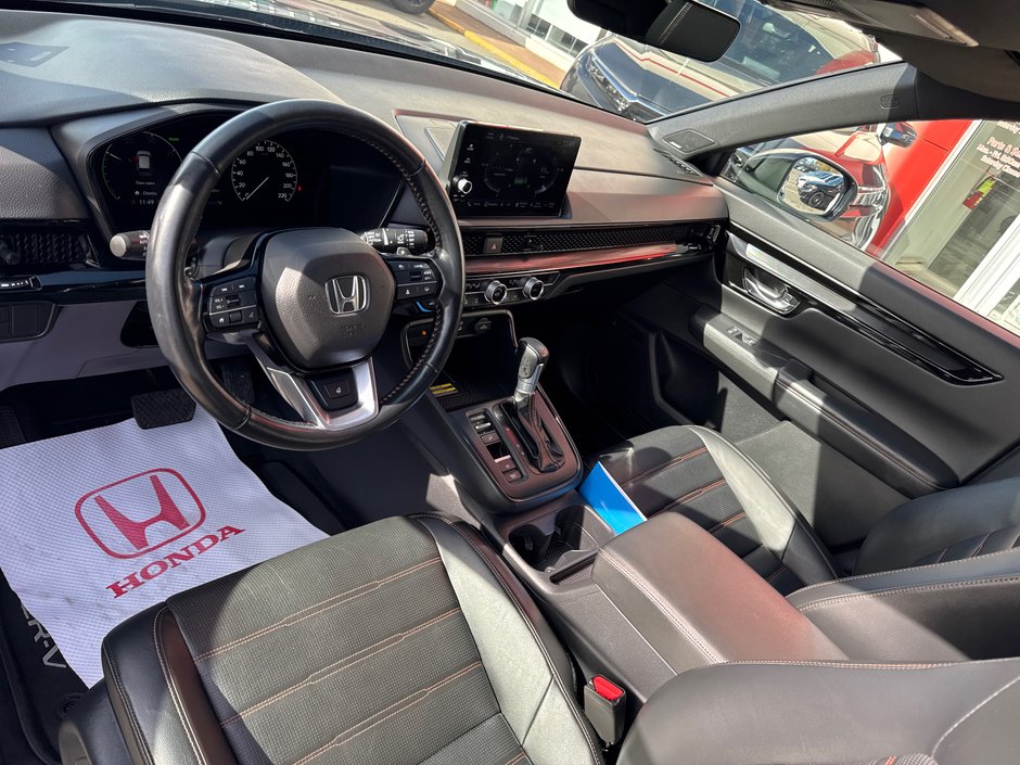 2025 Honda CR-V Hybrid Touring-8