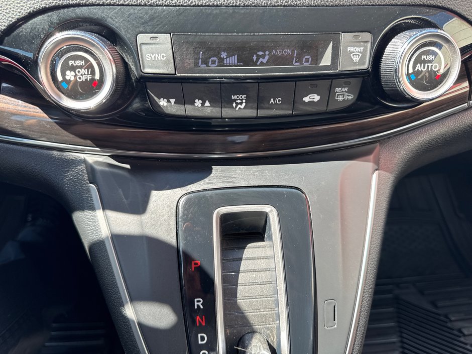 2016 Honda CR-V Touring-24