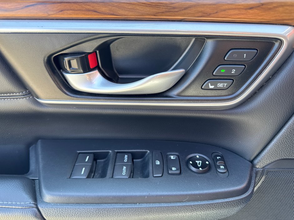 2019 Honda CR-V Touring-11