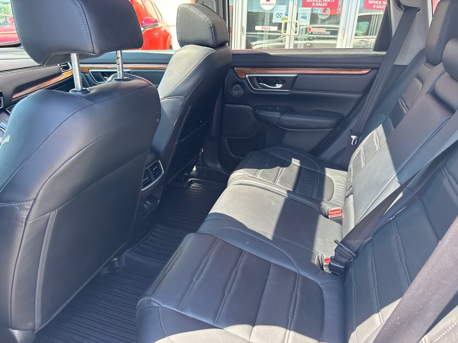2019 Honda CR-V Touring-6