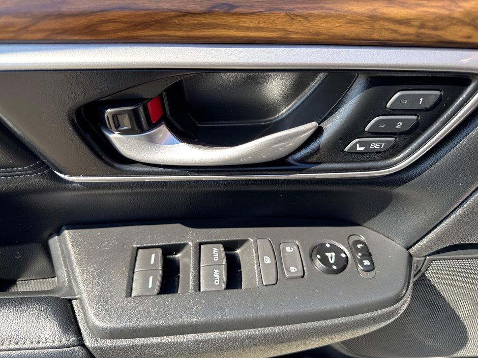 2021 Honda CR-V Touring-12