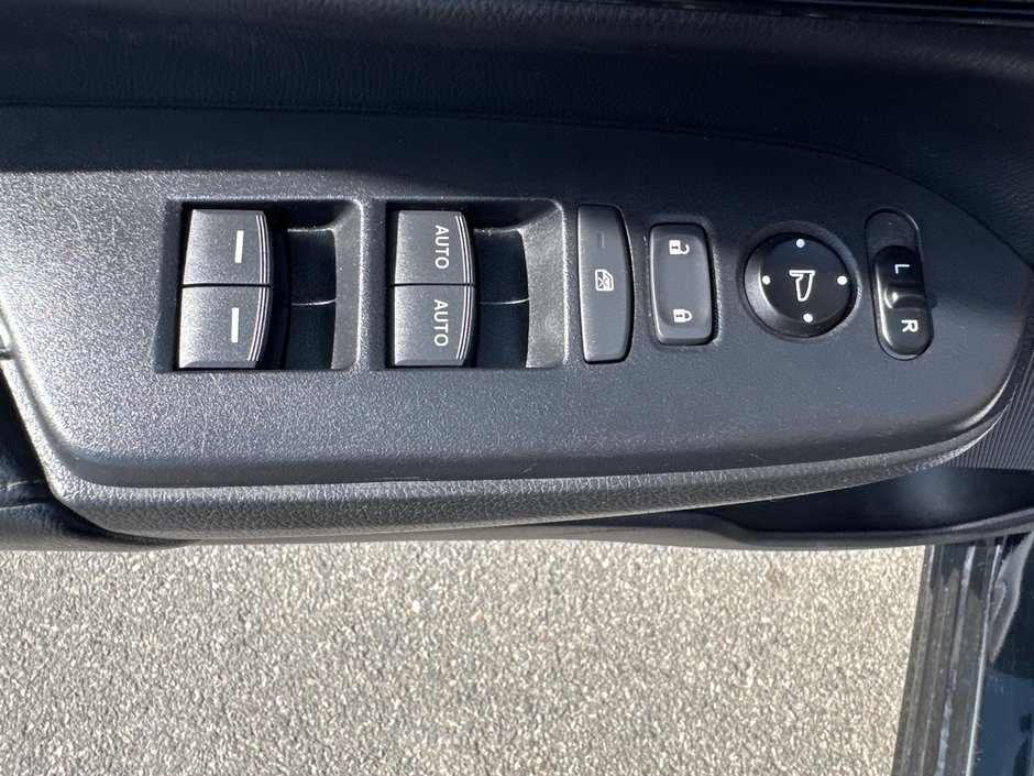 2021 Honda CR-V Touring-14