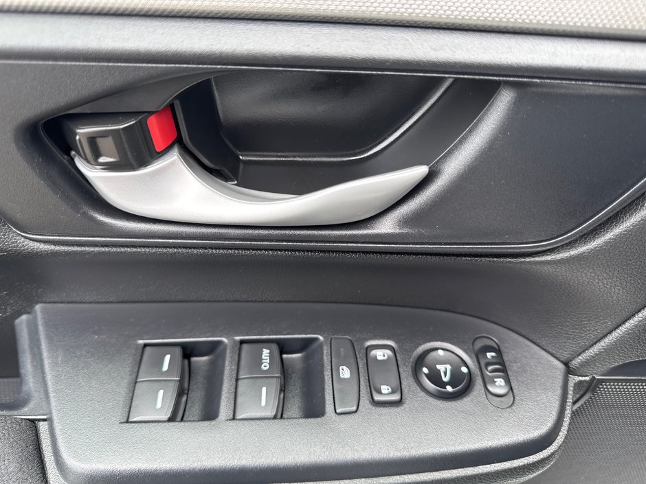 2022 Honda CR-V LX-12