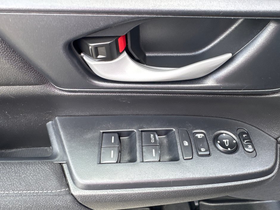 2022 Honda CR-V LX-10