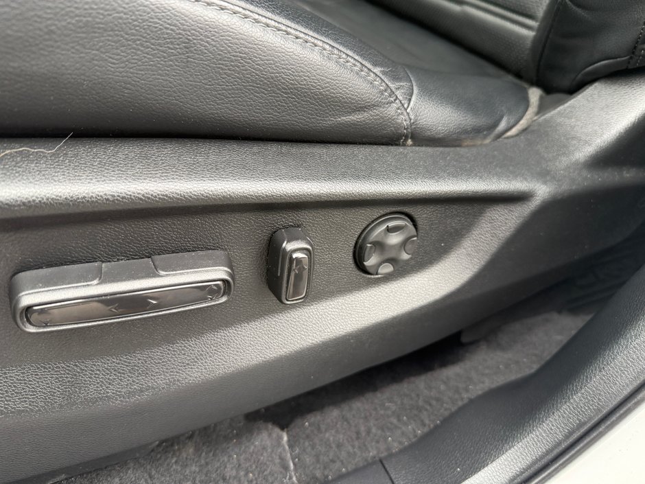 2022 Honda CR-V Touring-12