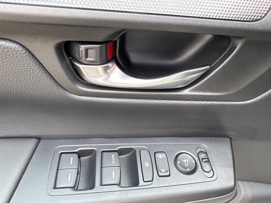 2024 Honda CR-V LX-12