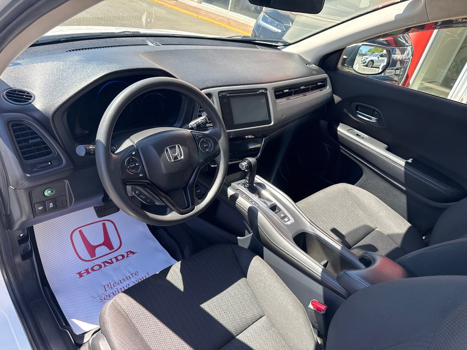 2018 Honda HR-V LX-9