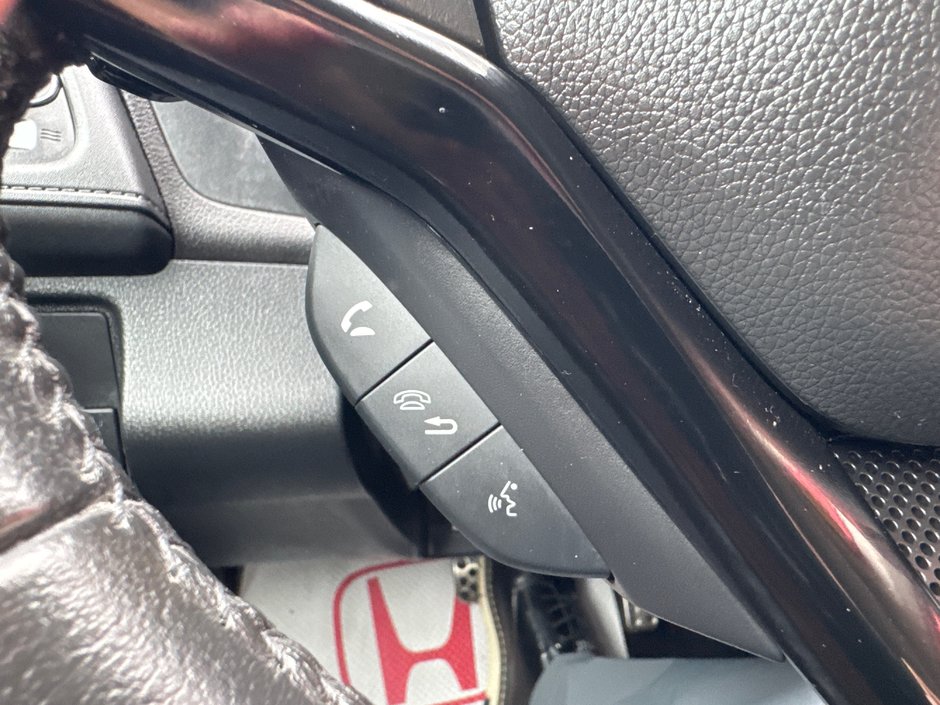 2019 Honda HR-V Touring-19
