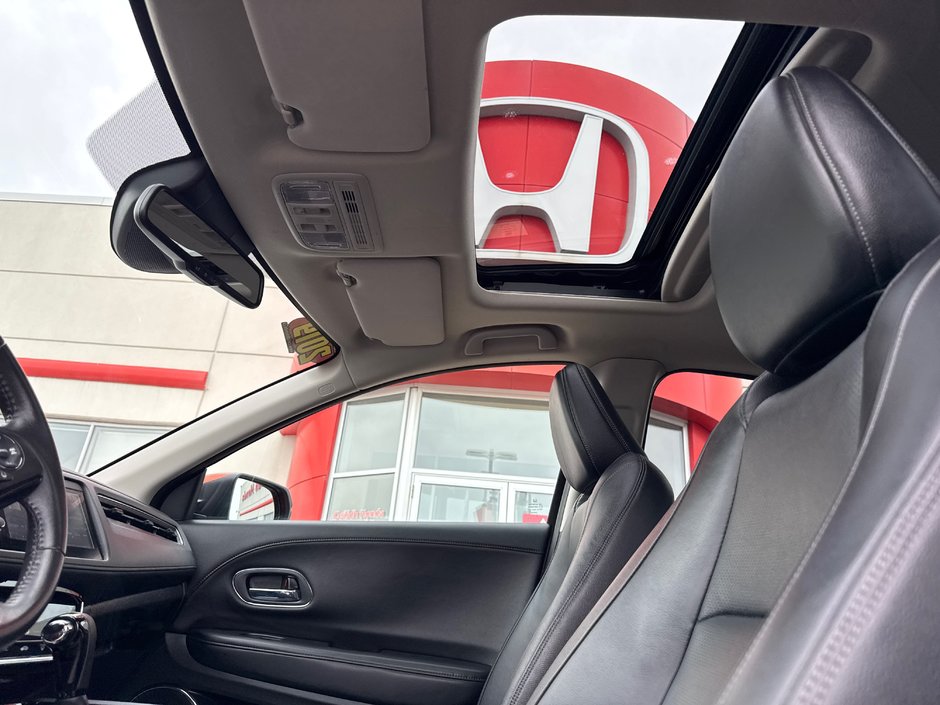 2019 Honda HR-V Touring-14