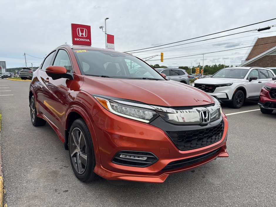 2019 Honda HR-V Touring-2