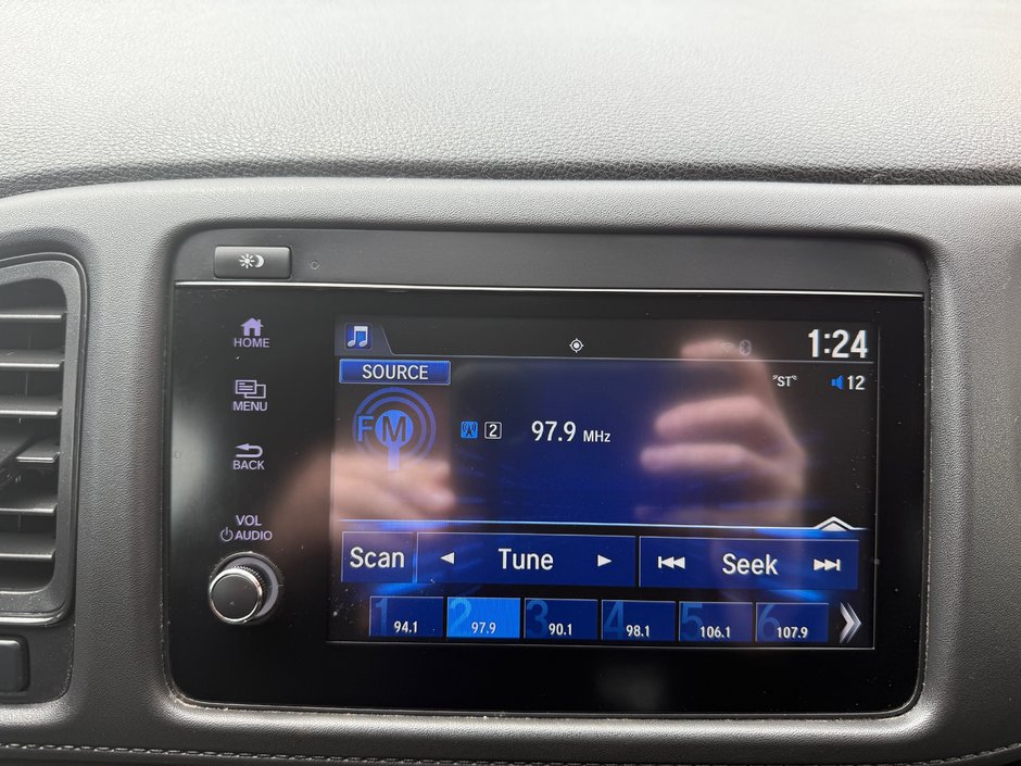 2022 Honda HR-V LX-15
