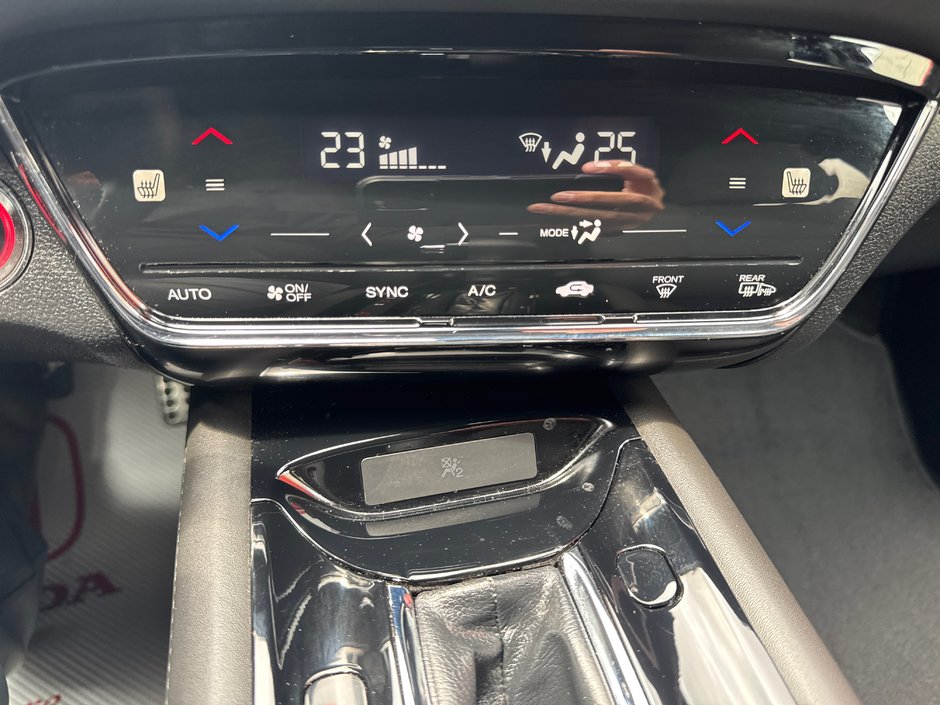 2022 Honda HR-V Sport-25