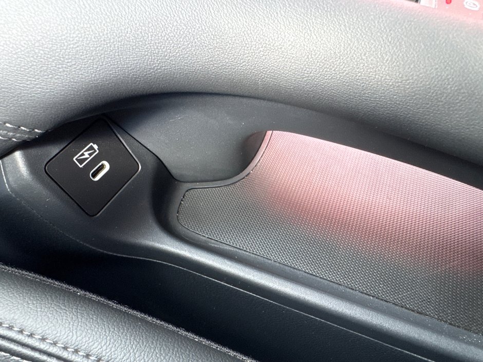 2026 Honda HR-V EX-L-23