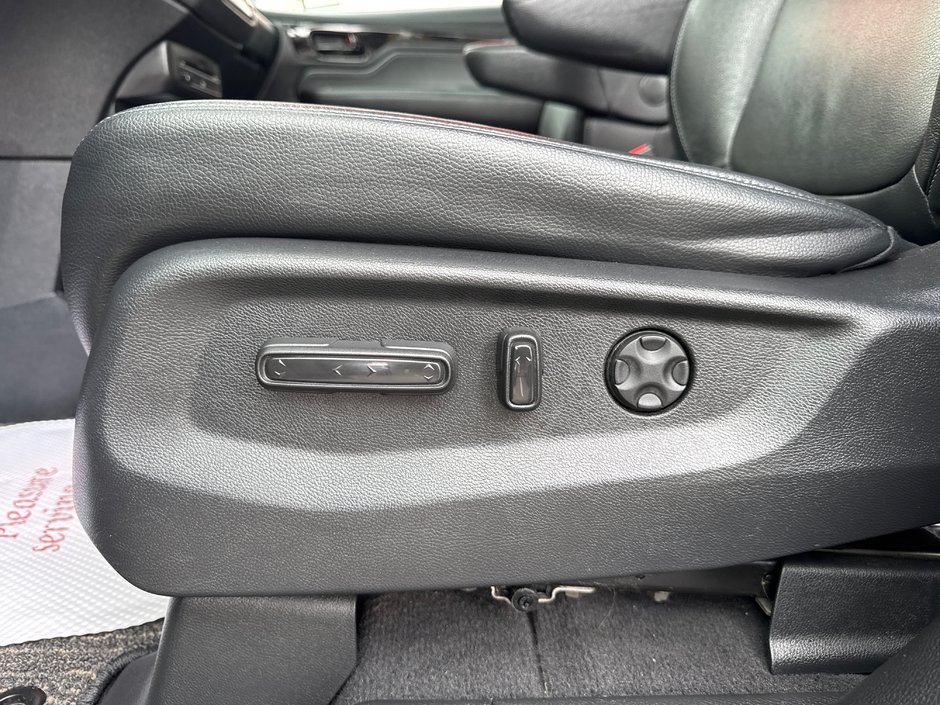 2023 Honda Odyssey EX-L-17