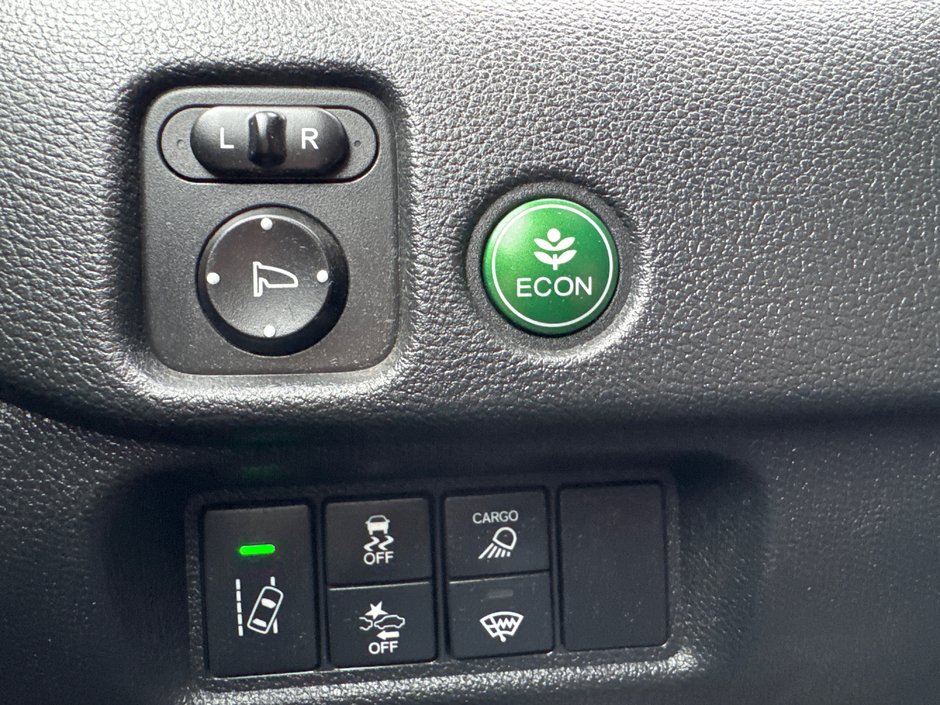 2017 Honda Ridgeline Sport-12