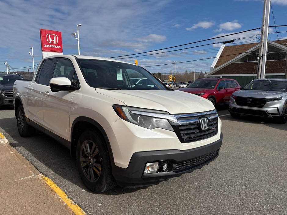 2017 Honda Ridgeline Sport-2
