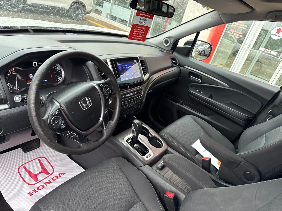 2017 Honda Ridgeline Sport-6