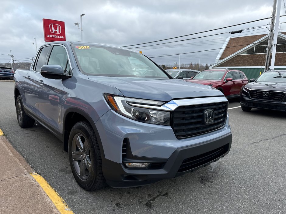 2022 Honda Ridgeline Touring-1