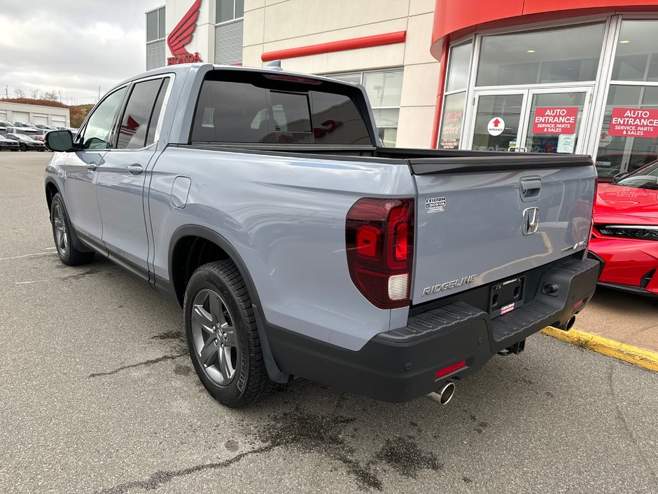 2022 Honda Ridgeline Touring-4