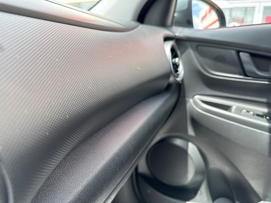 2022 Hyundai Kona 2.0L Preferred-22