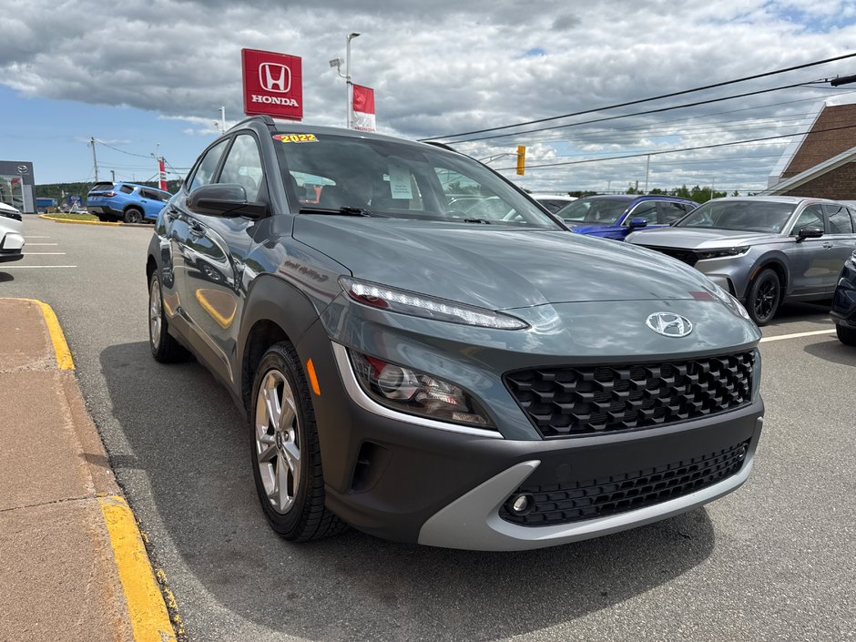 2022 Hyundai Kona 2.0L Preferred-2