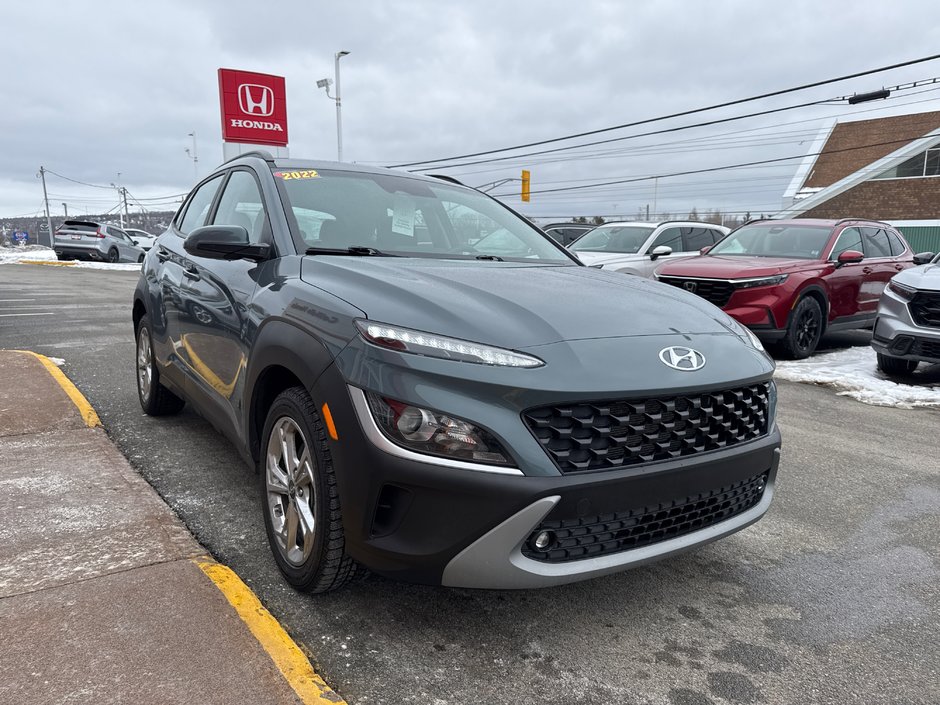 2022 Hyundai Kona 2.0L Preferred-2